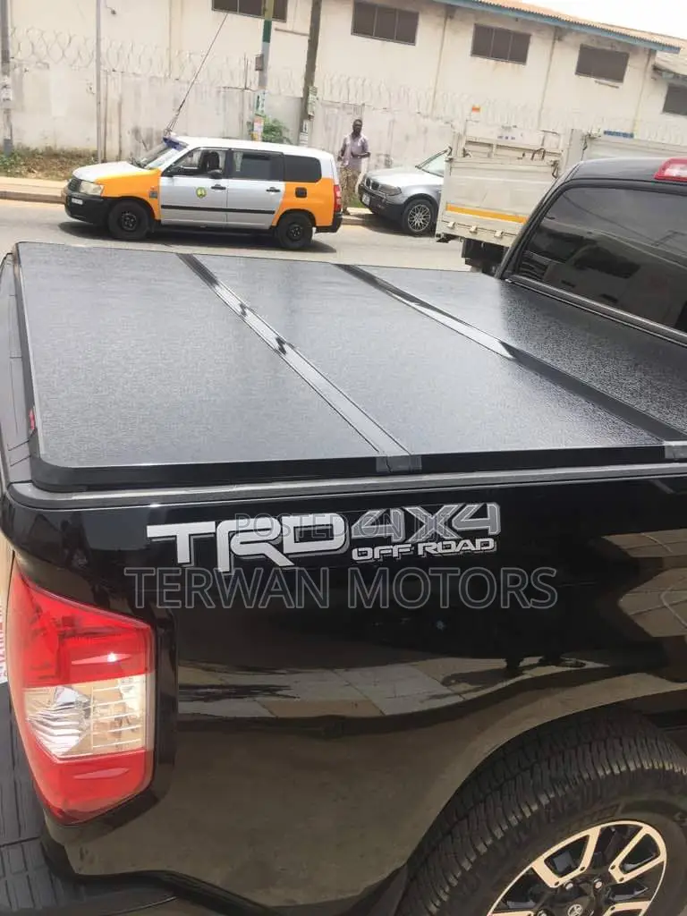 New Pickup Truck Bucket Cover (Hard)