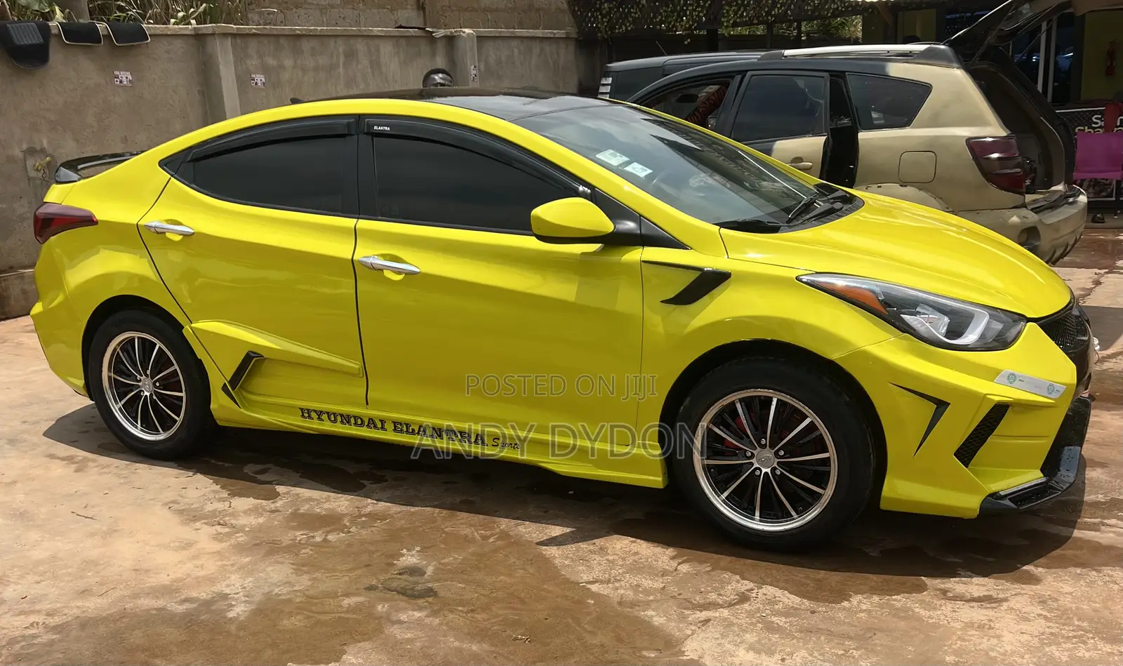 Hyundai Elantra 2016 Yellow