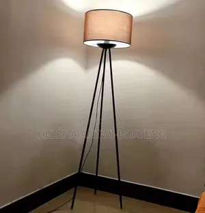 Floor Lamp/Standing Lamp