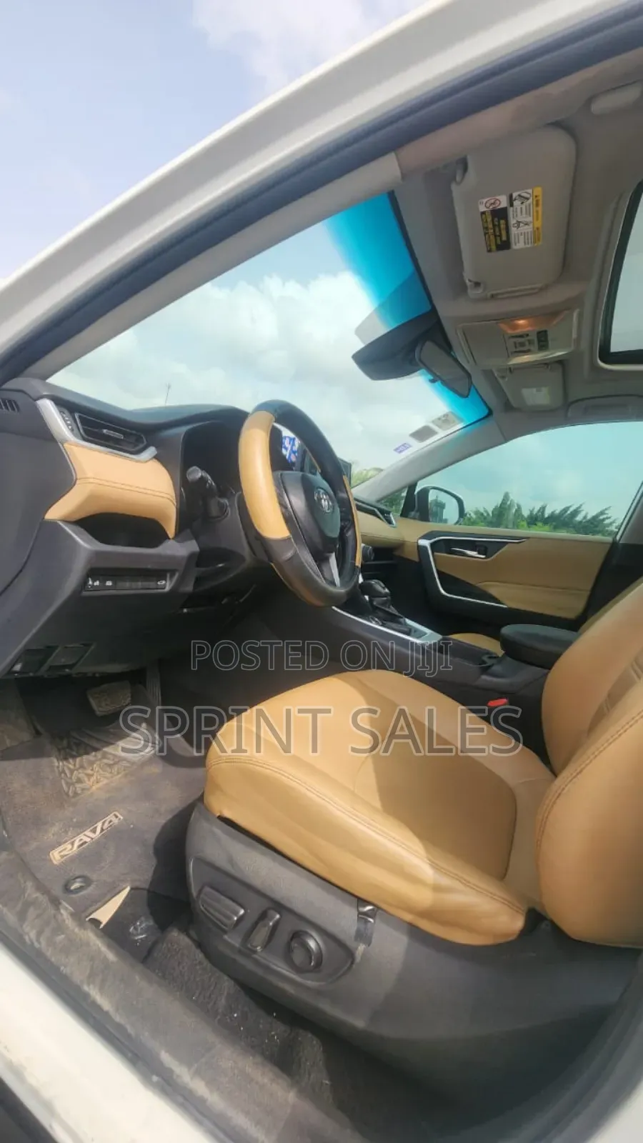 Toyota RAV4 XLE AWD 2019 Black