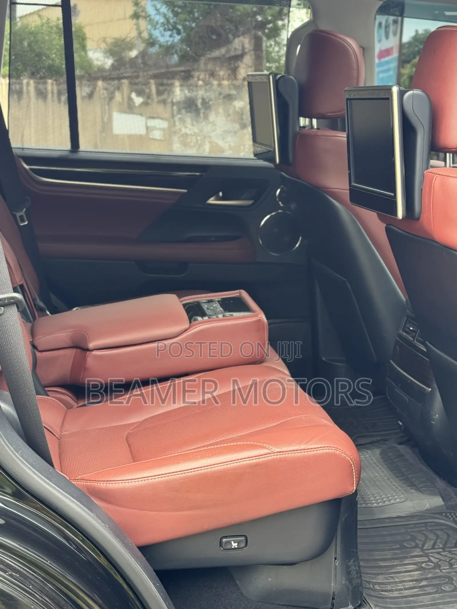 Lexus LX 570 AWD 2021 Black
