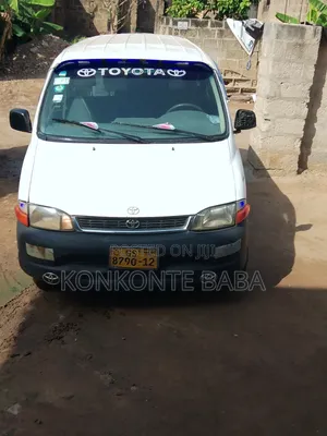 Toyota HiAce 2012 White