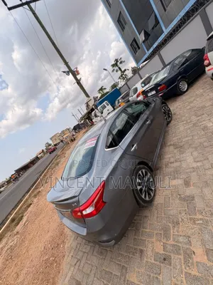 Nissan Sentra SR 2020 Gray