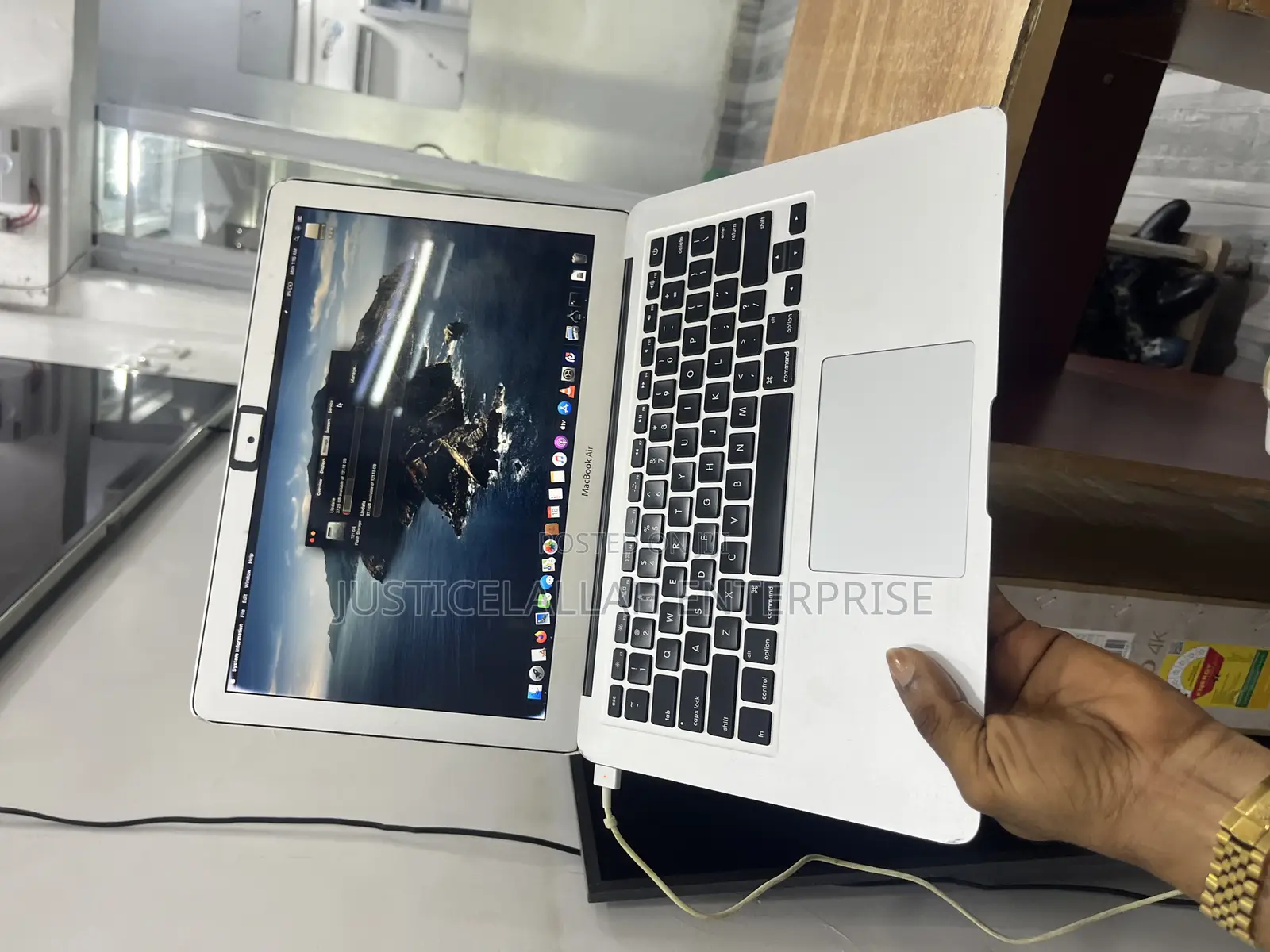 Laptop Apple MacBook 2015 4GB Intel Core i5 HDD 250GB