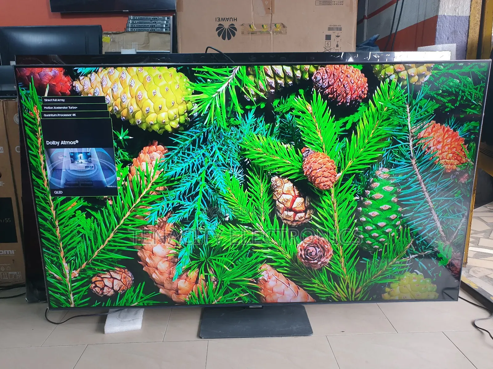 Qled 65"Samsung Uhd HDR Smart Satellite Tv