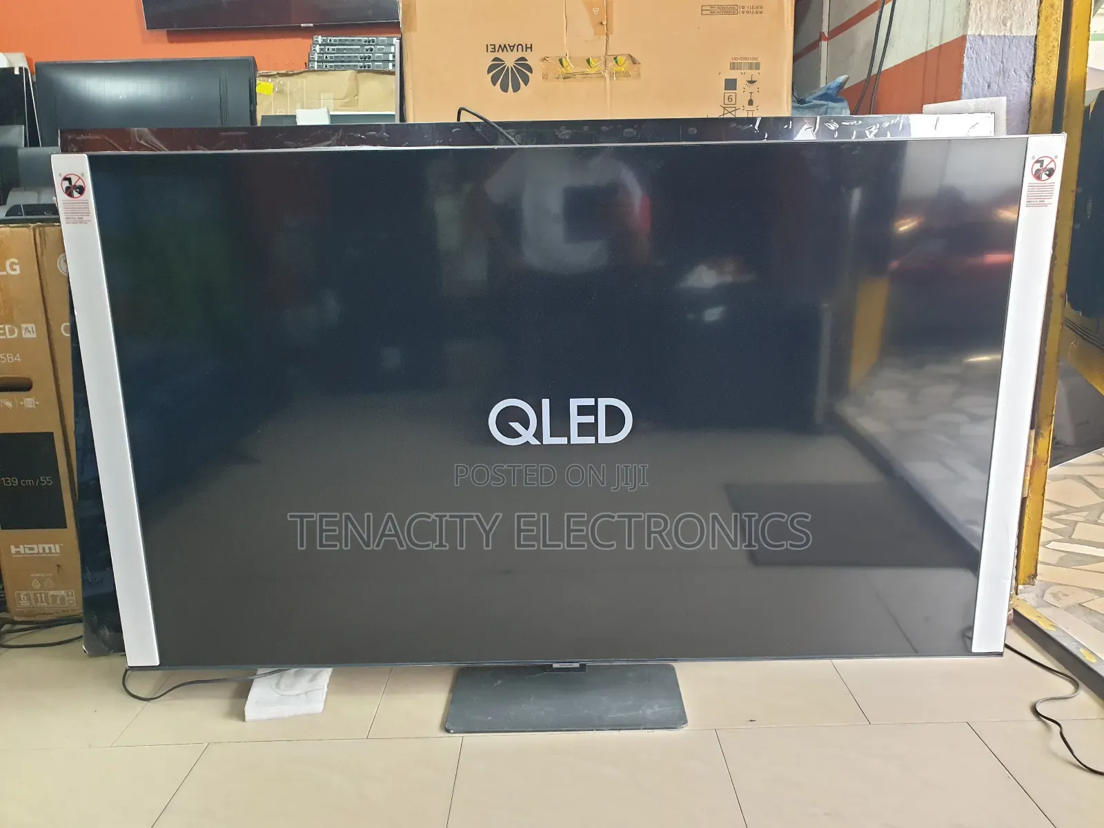 Qled 65"Samsung Uhd HDR Smart Satellite Tv