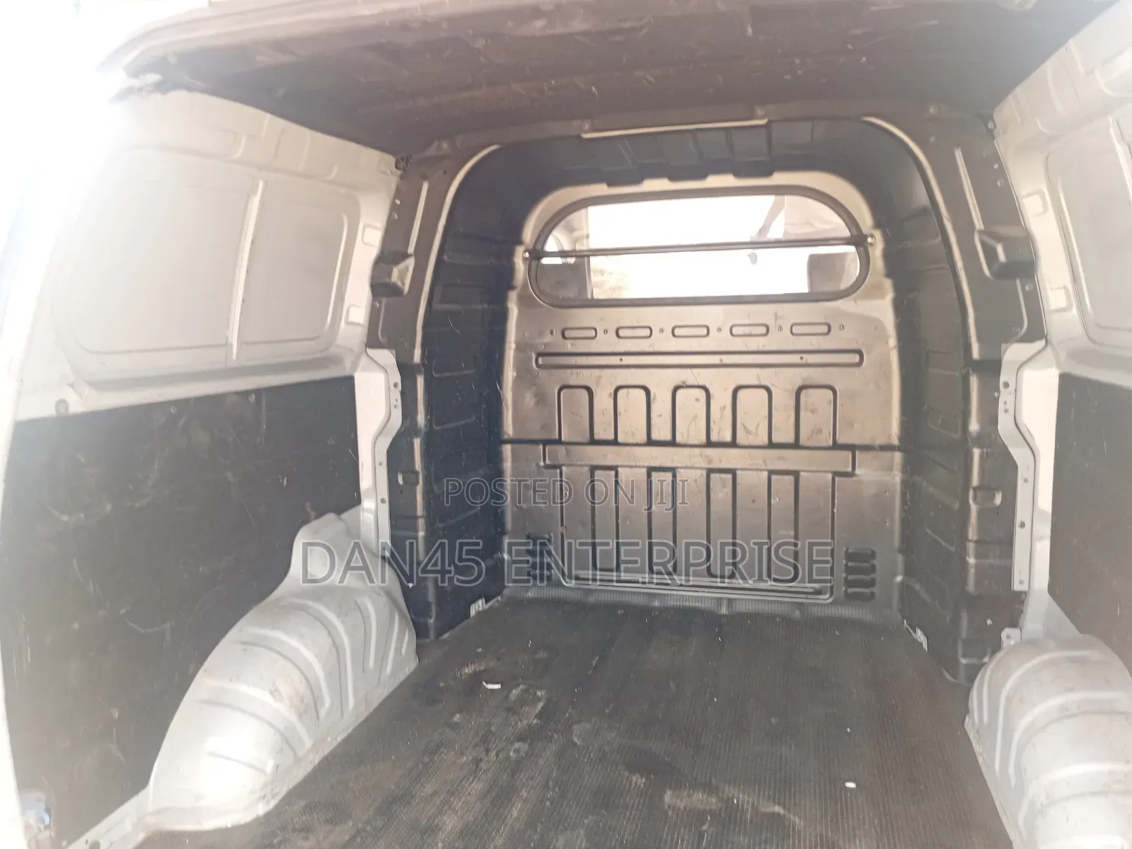 Hyundai Starex 2017 Silver