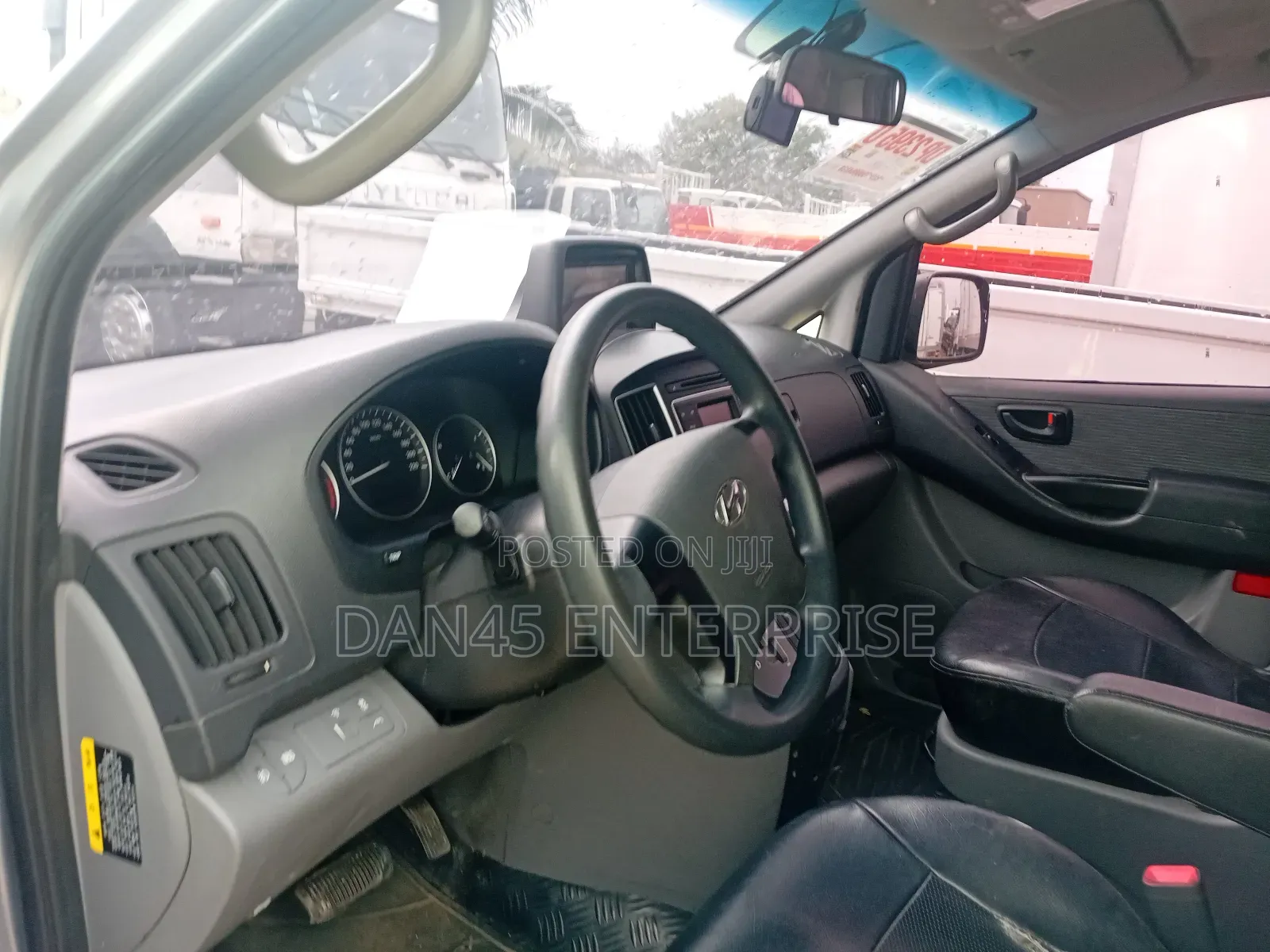 Hyundai Starex 2017 Silver
