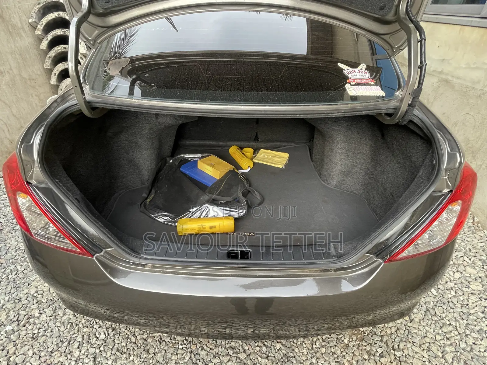 Nissan Versa 2013 Gray