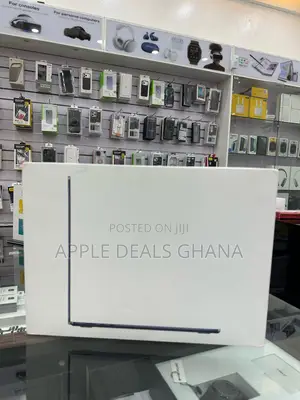 New Laptop Apple MacBook Air 2025 M4 15-inch 24GB Apple M4 SSD 512GB
