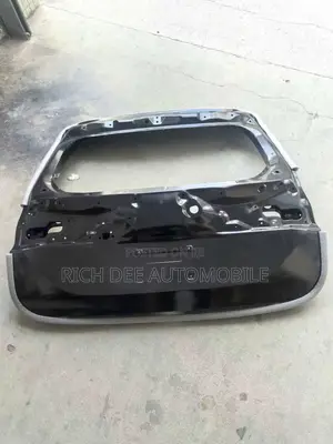 Outlander 2023 Empty Boot Available