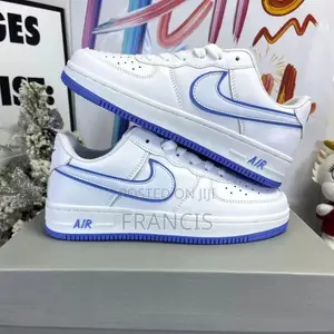Nanaba Sneakers