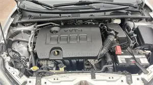 Toyota Corolla 2016 Silver
