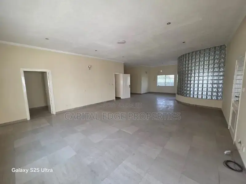 5bdrm House in East Legon for rent