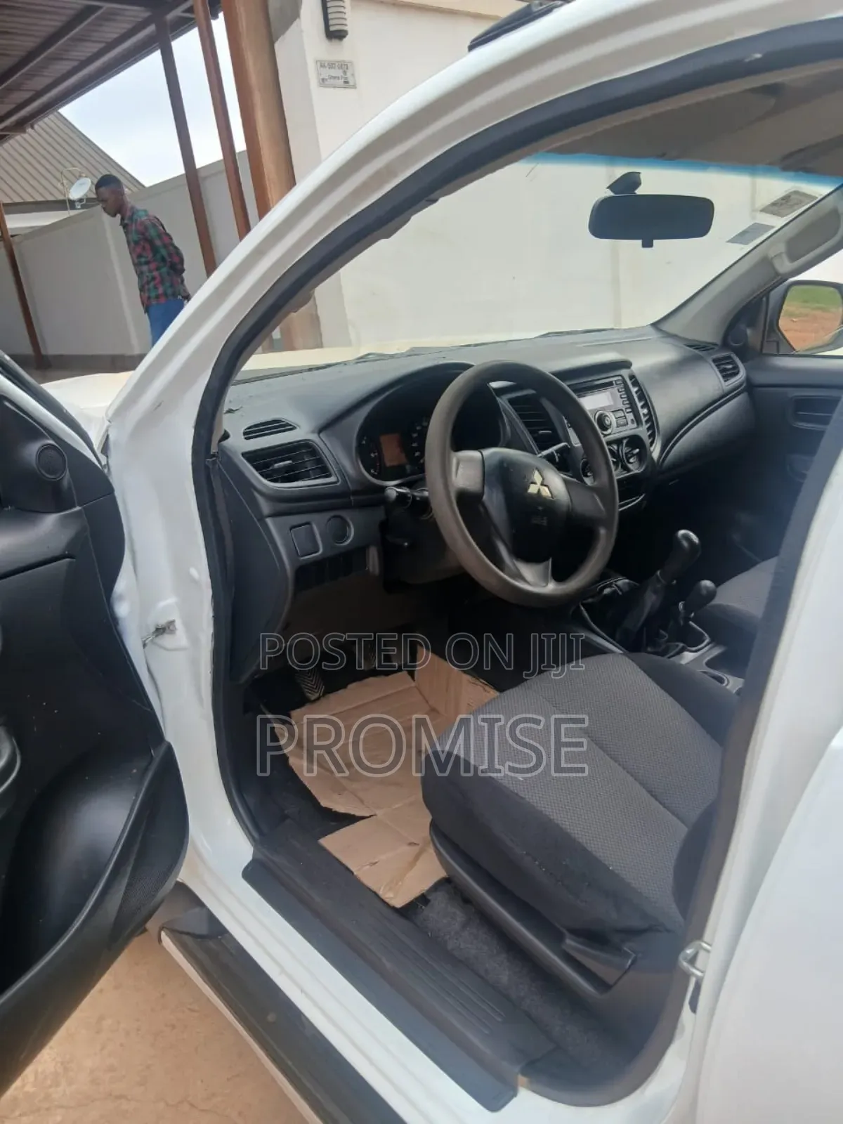 Mitsubishi L200 2023 White