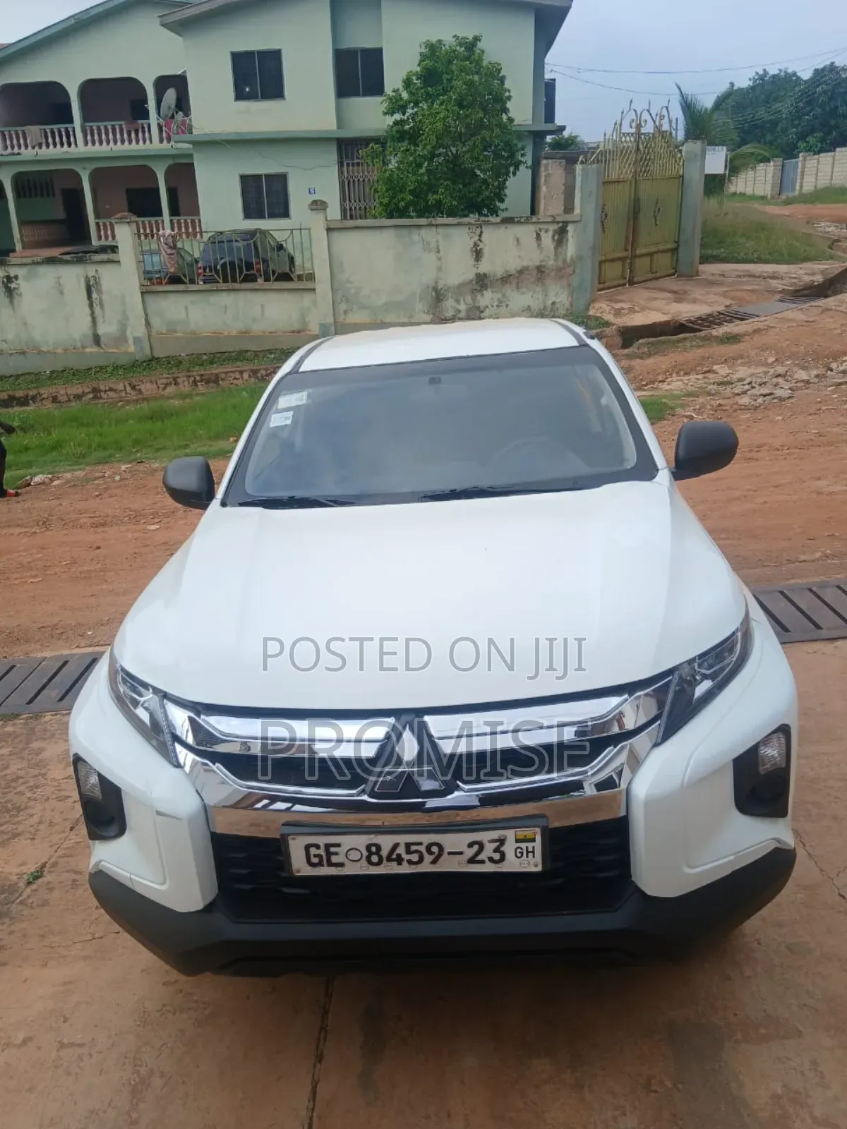 Mitsubishi L200 2023 White