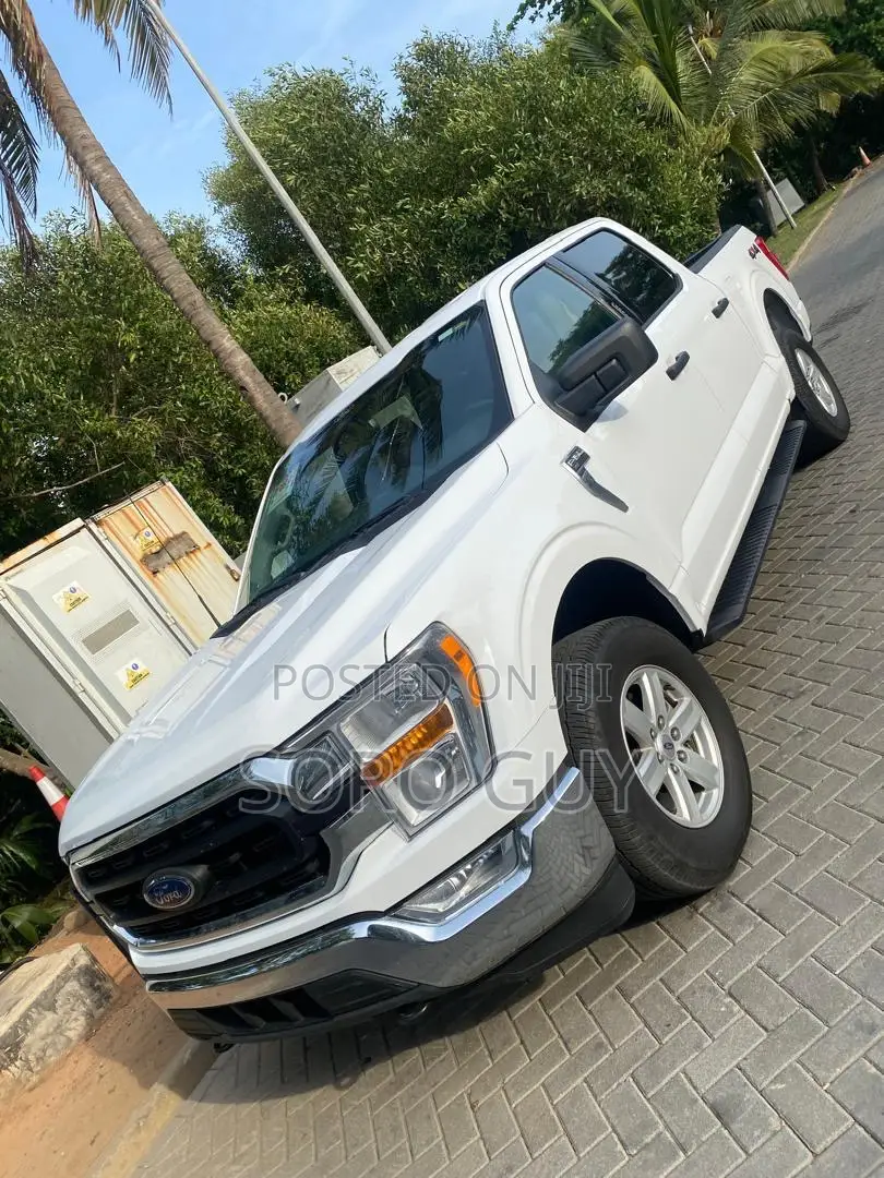 Ford F-150 2022 White