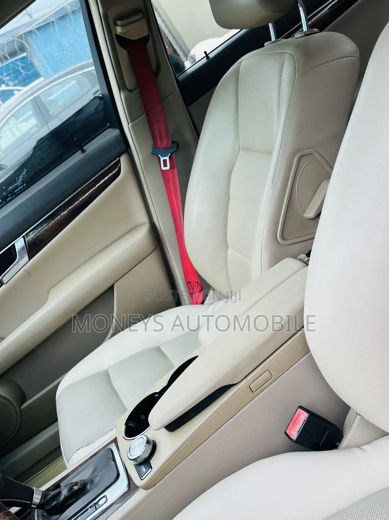 Mercedes-Benz C250 2014 White