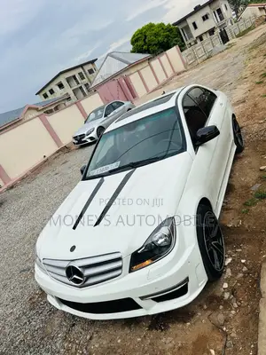 Mercedes-Benz C250 2014 White