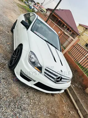Mercedes-Benz C250 2014 White