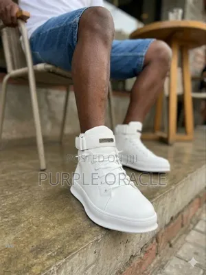 White Timberland Casual High-Top Sneaker