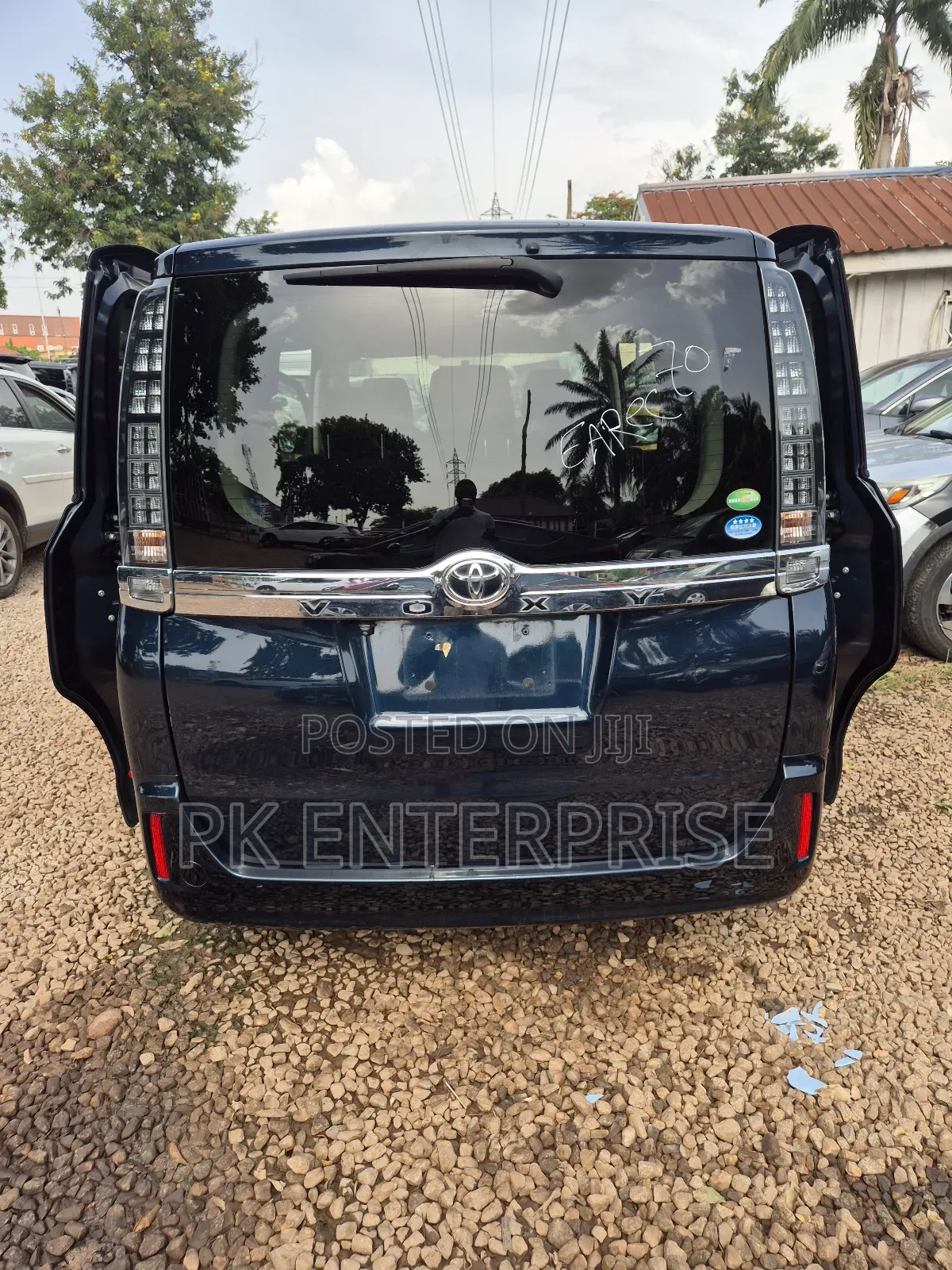 Toyota Voxy 2015
