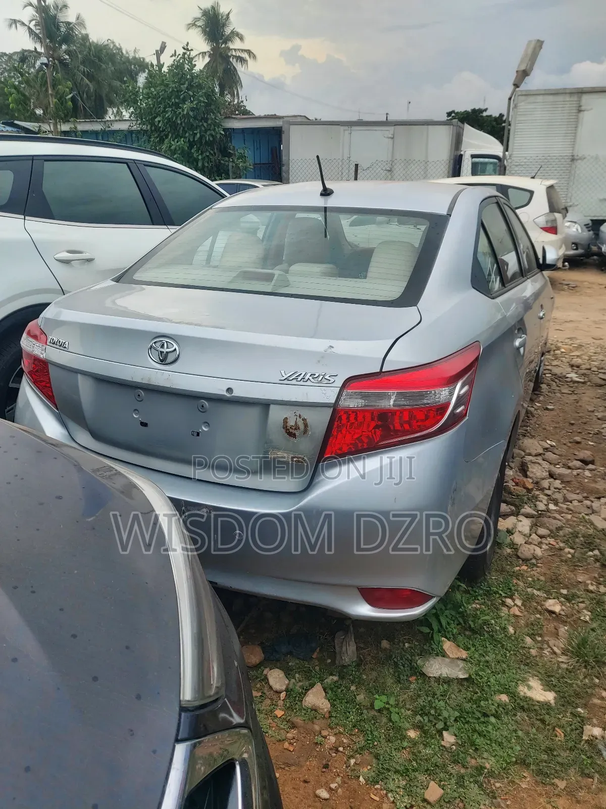 Toyota Yaris 2014 Silver
