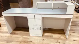 Front Desk (D - 8146)