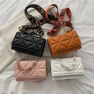 Ladies Crossbody Bags With Detachable Straps