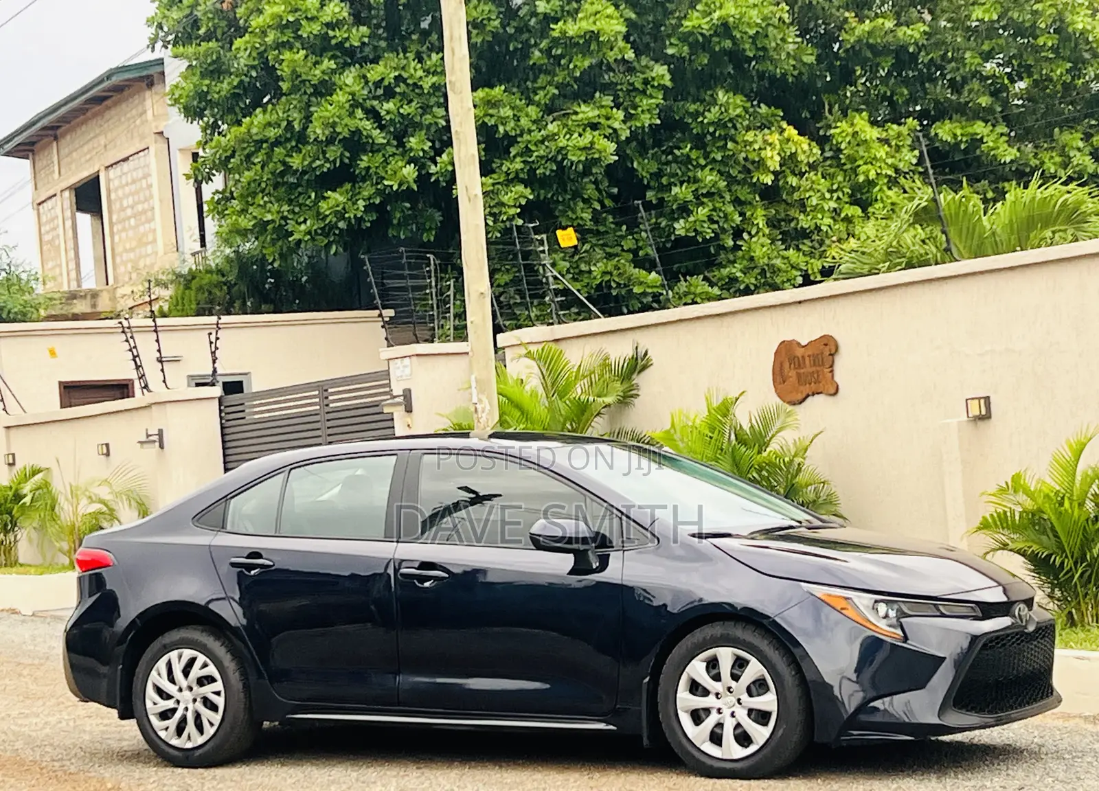 Toyota Corolla LE 2020 Blue
