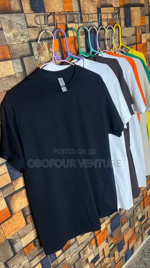 Gildan Round Neck Short Sleeve T-Shirt- Available. Location Circle. G