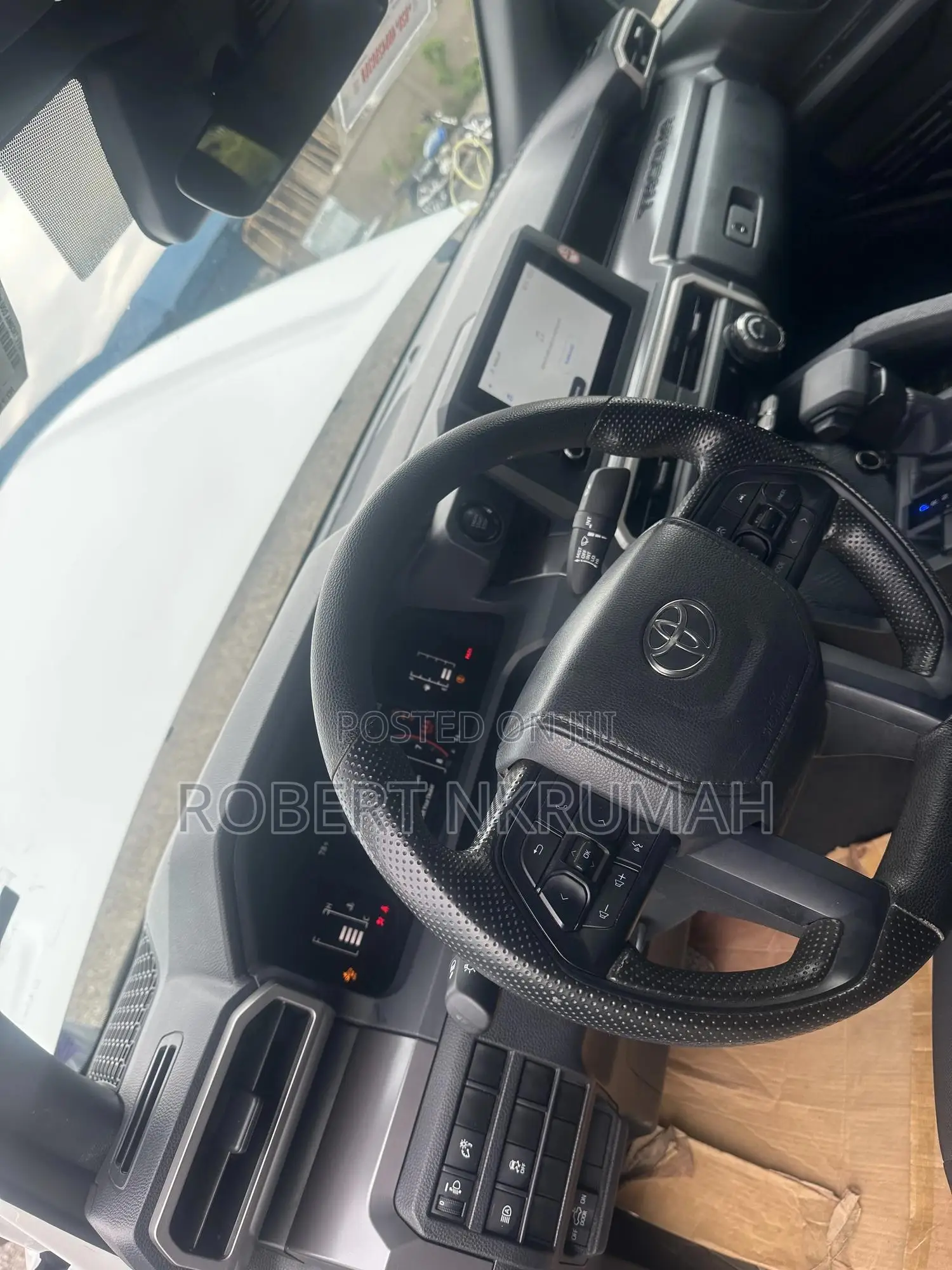 Toyota Tacoma SR5 Access Cab 6' Bed AT 2024 White