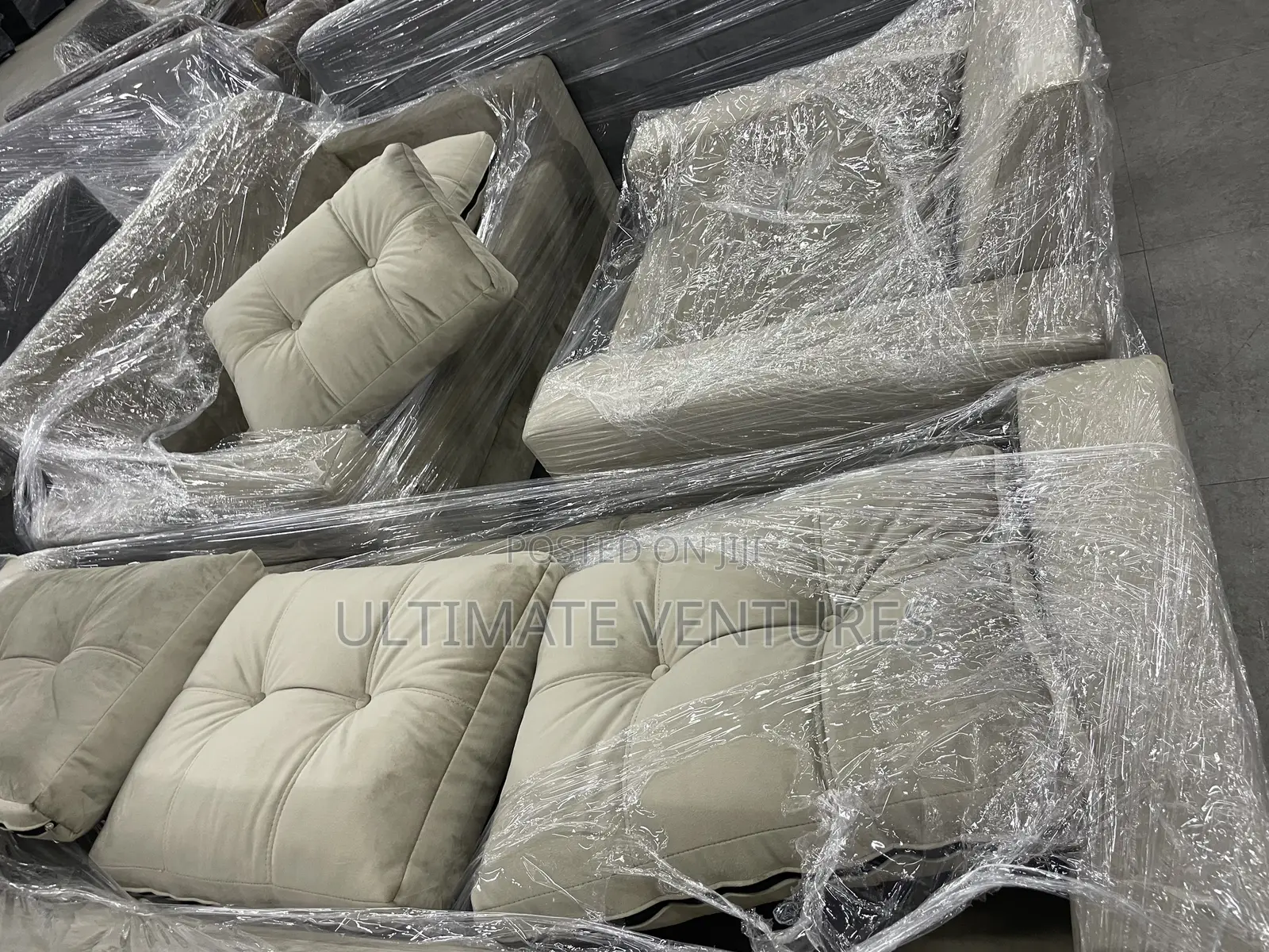 Executive Sofas Set