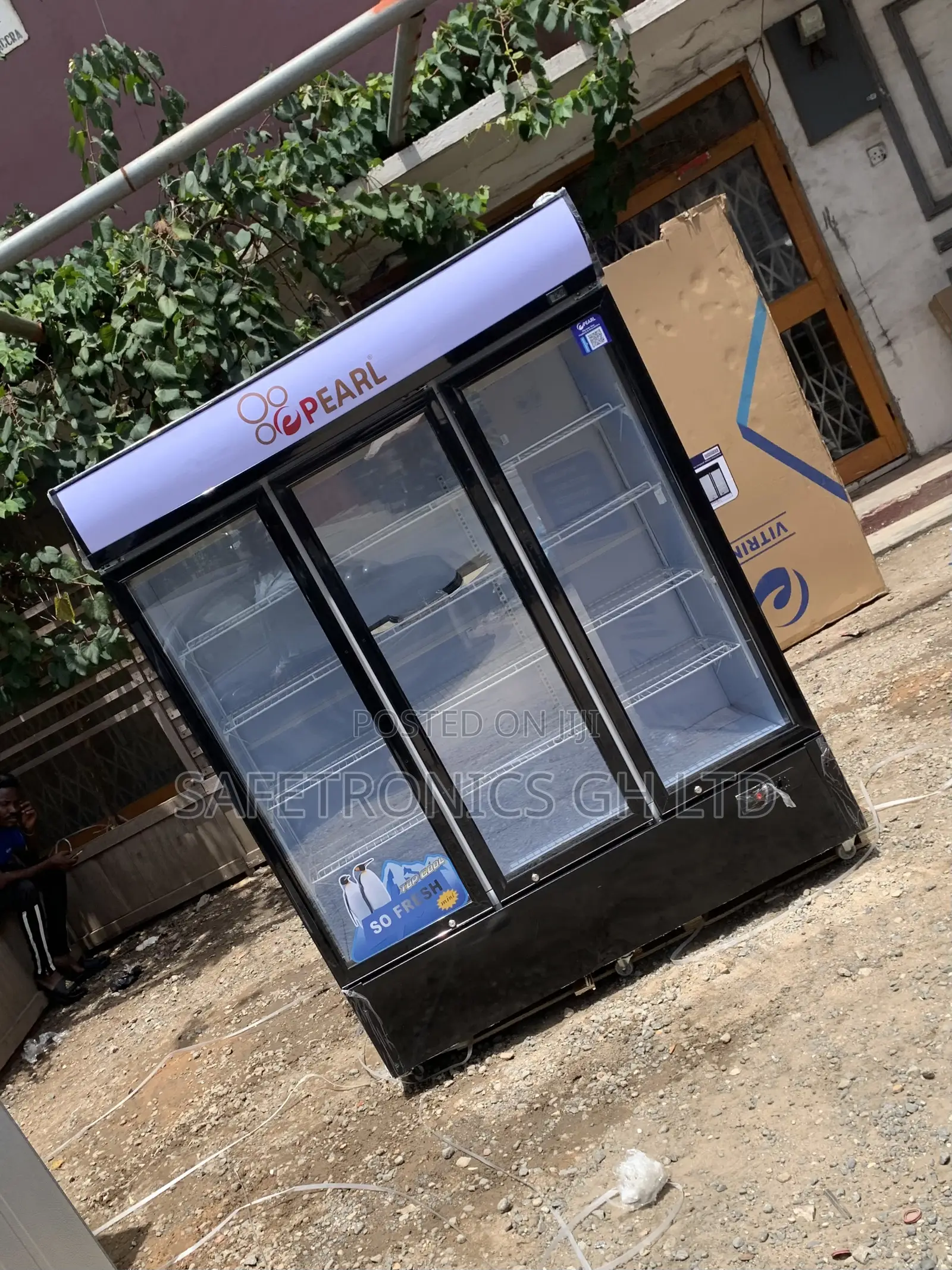 Zealous New Pearl PVC-150 Display Fridge