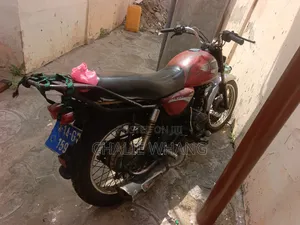Royal RY150 2017 Red