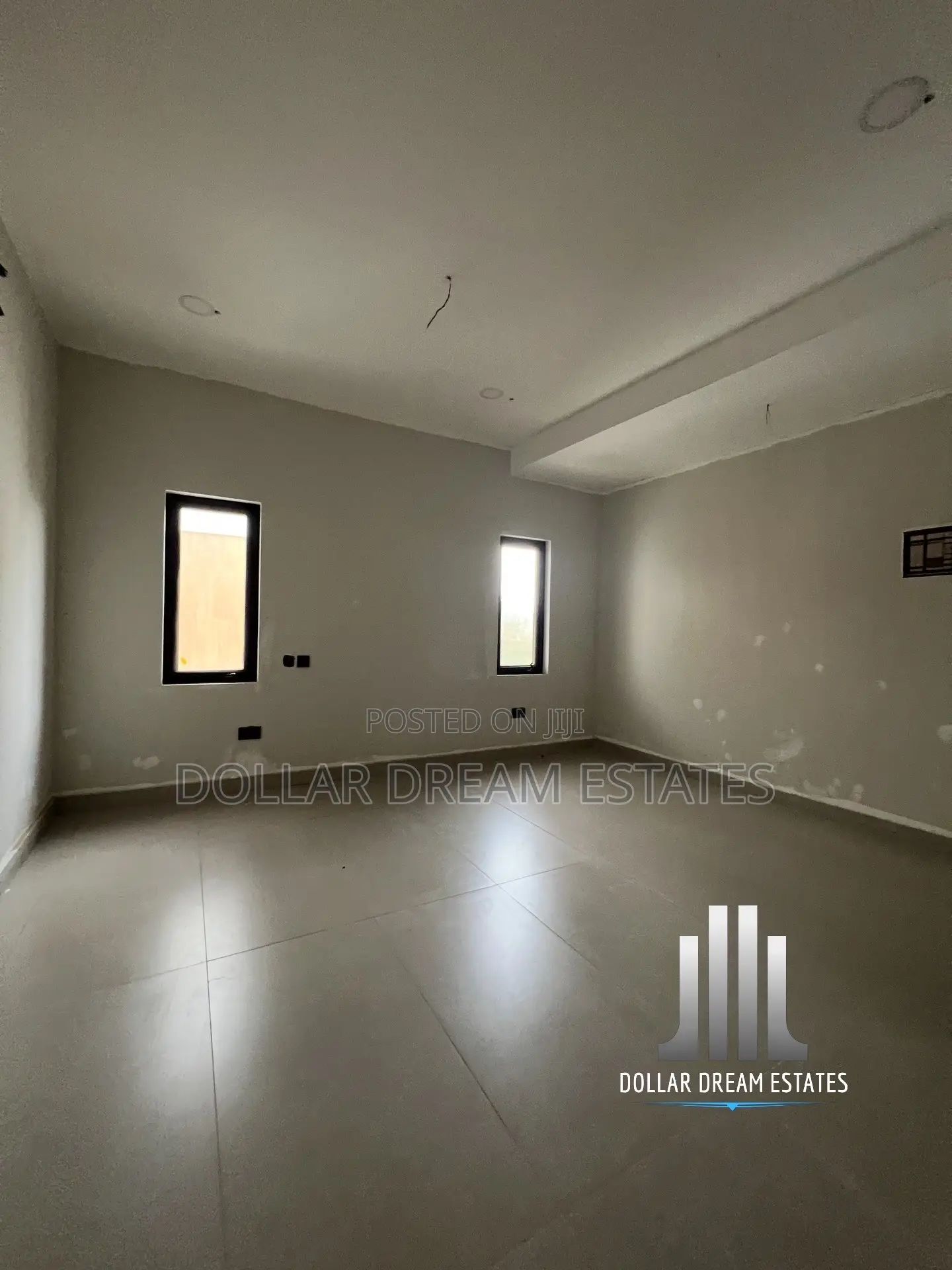 4bdrm House in Airport Residential Area for sale