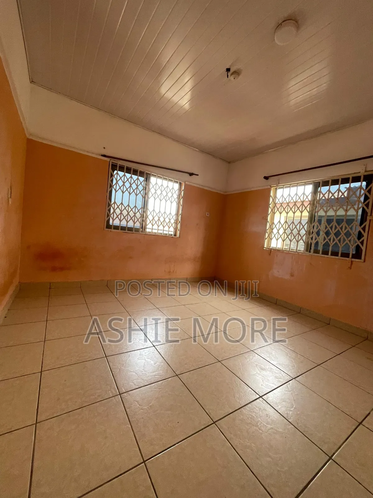 2bdrm Apartment in Baatsona Total for rent