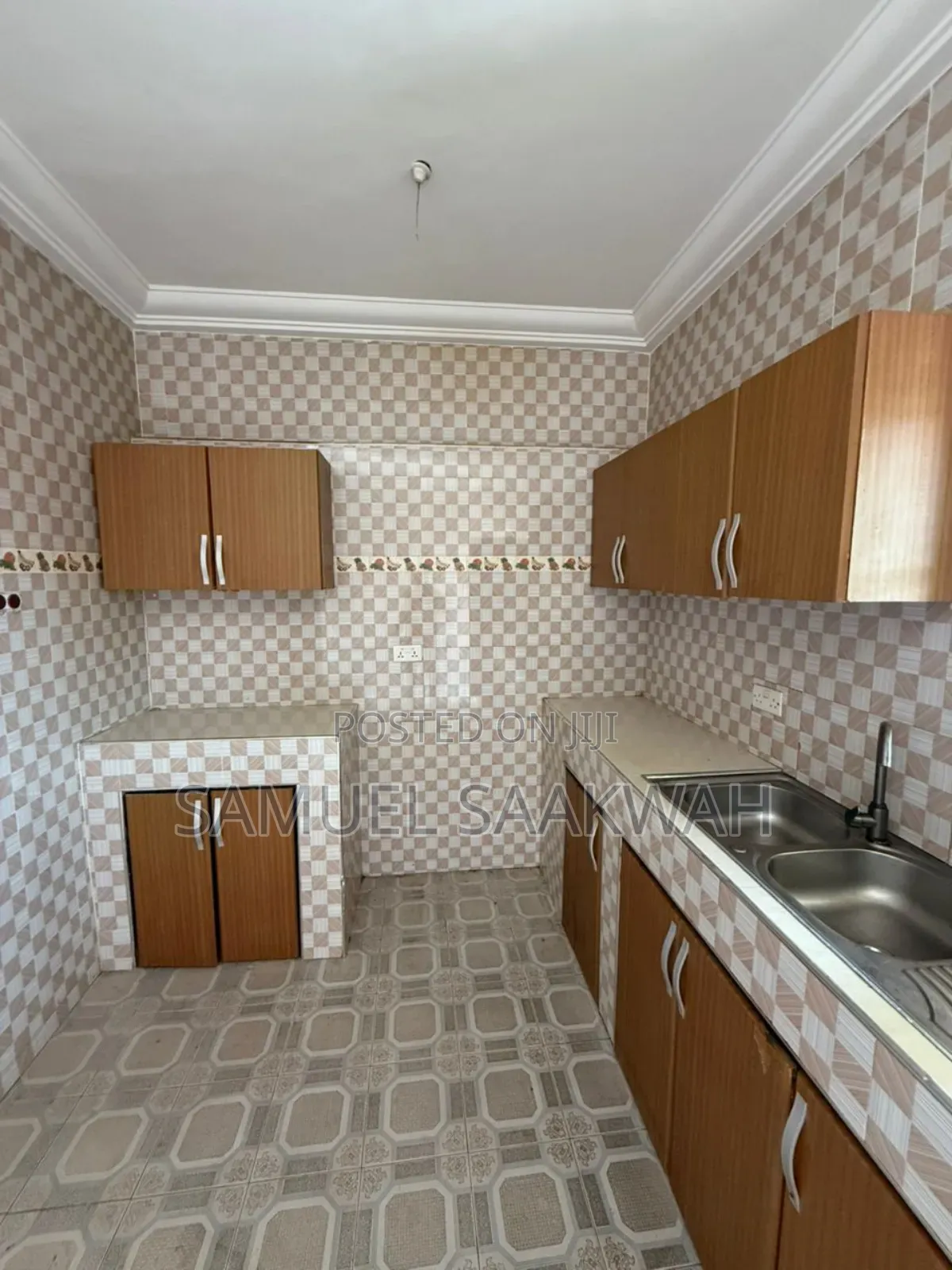 2bdrm Apartment in Awoshie, Last Stop for rent