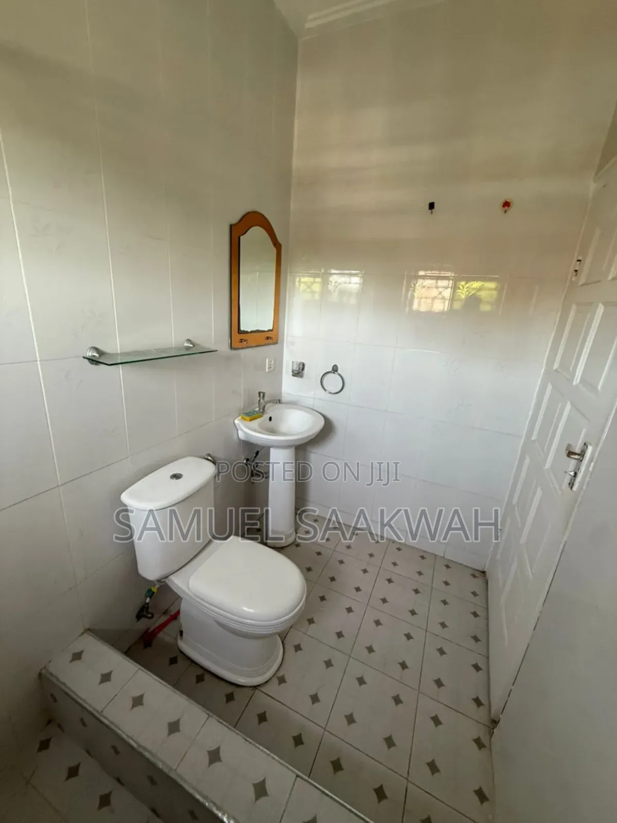 2bdrm Apartment in Awoshie, Last Stop for rent