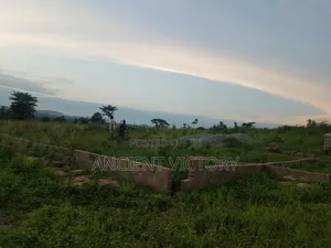 Land (Free Litigation)