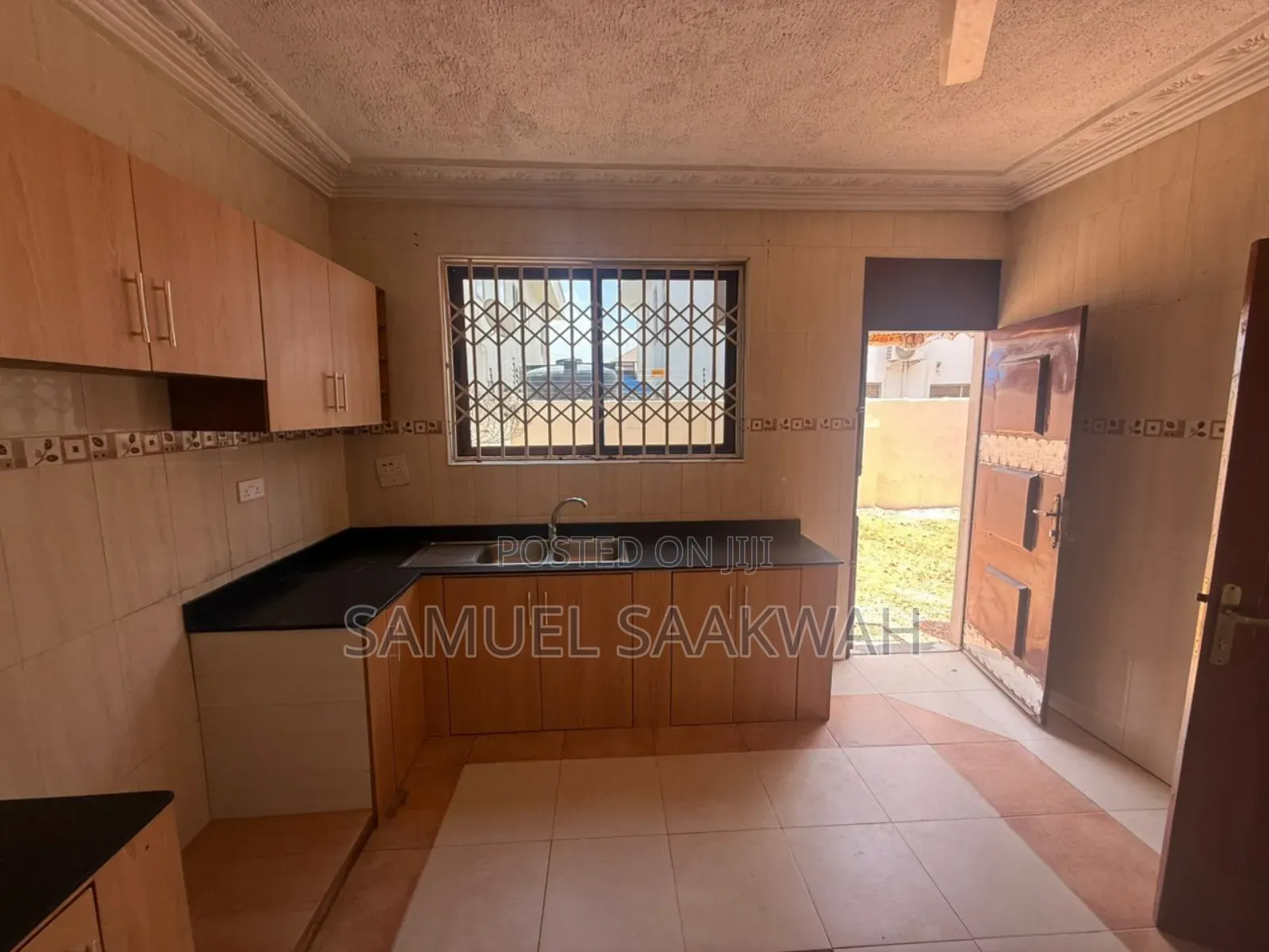 4bdrm House in Achimota, Mile 7 for rent