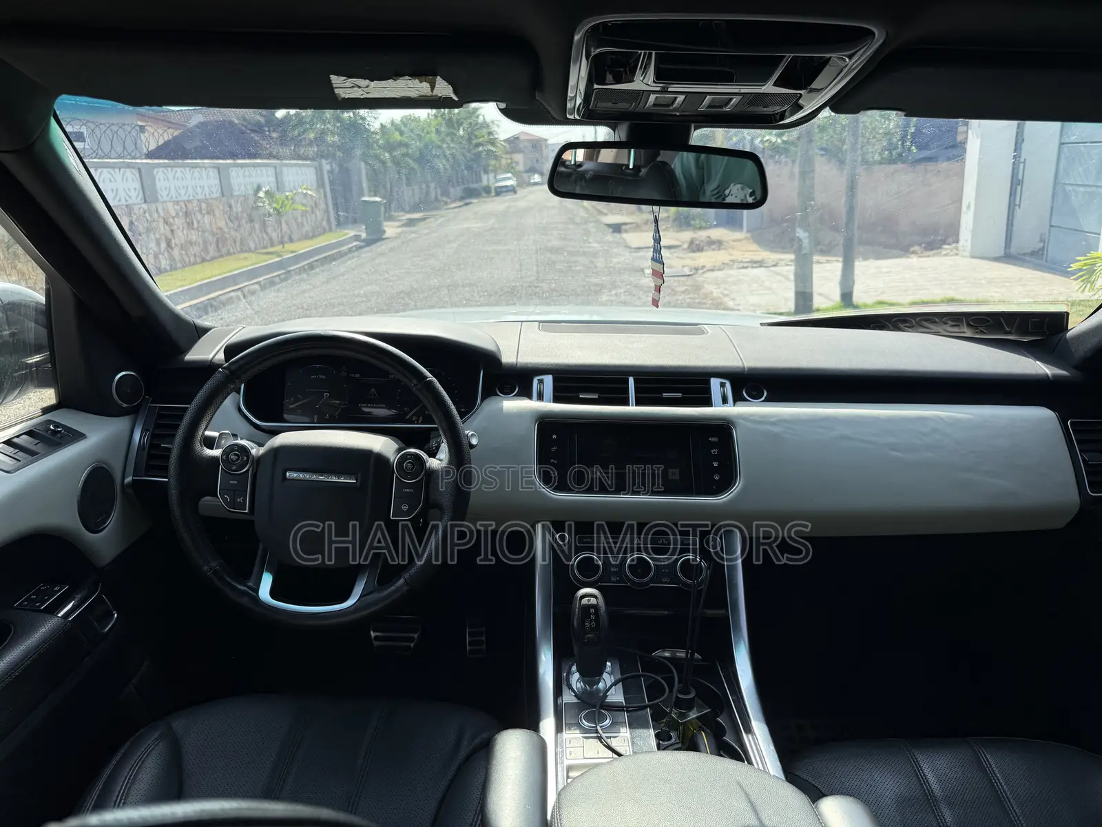 Land Rover Range Rover Sport 2016 White