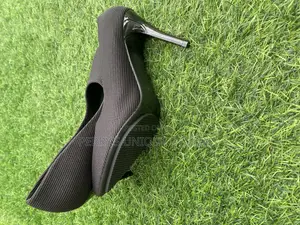 Velvetstride Luxe High Heel Pumps – Black Edition