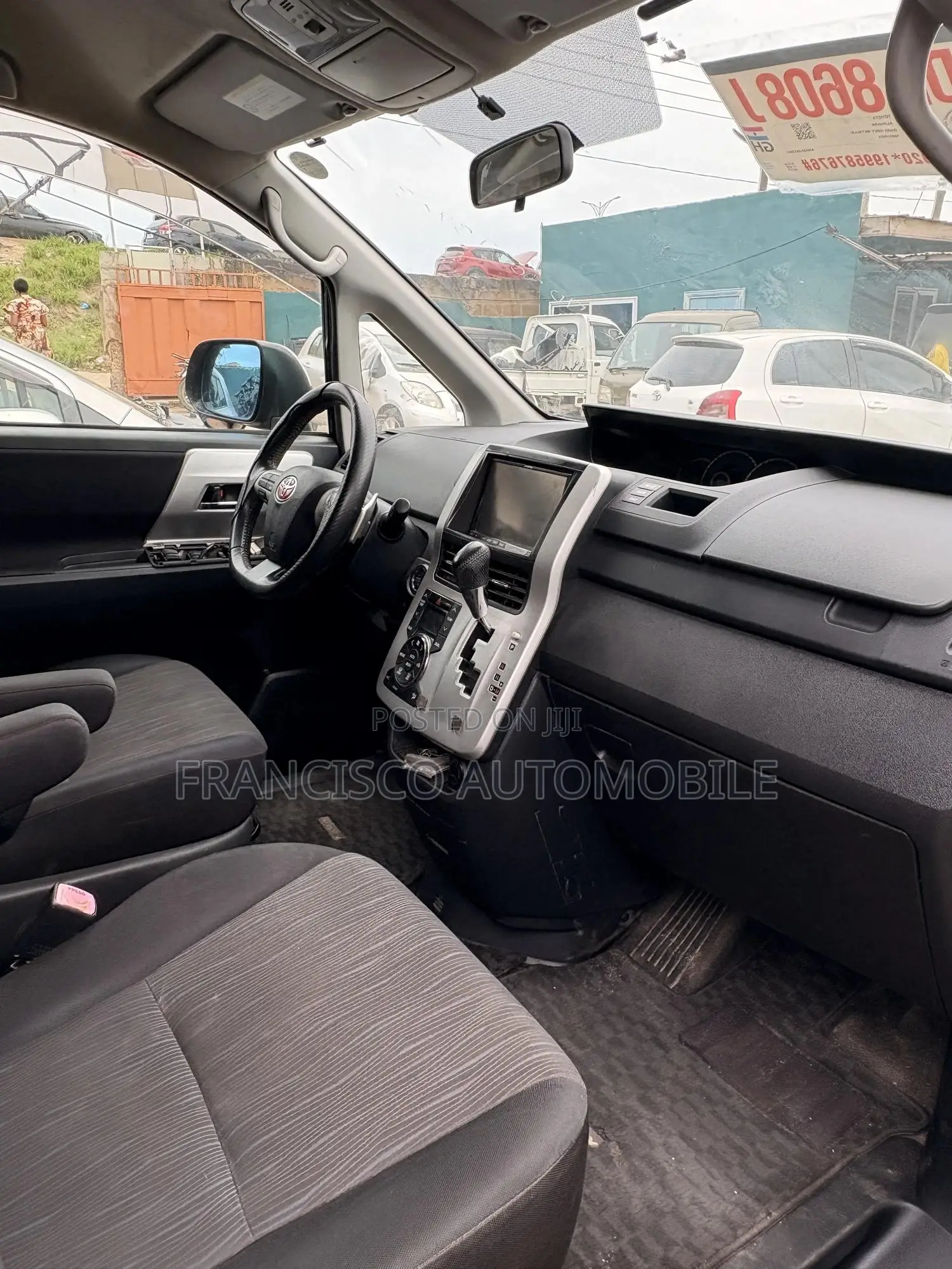 Toyota Voxy 2013 Black