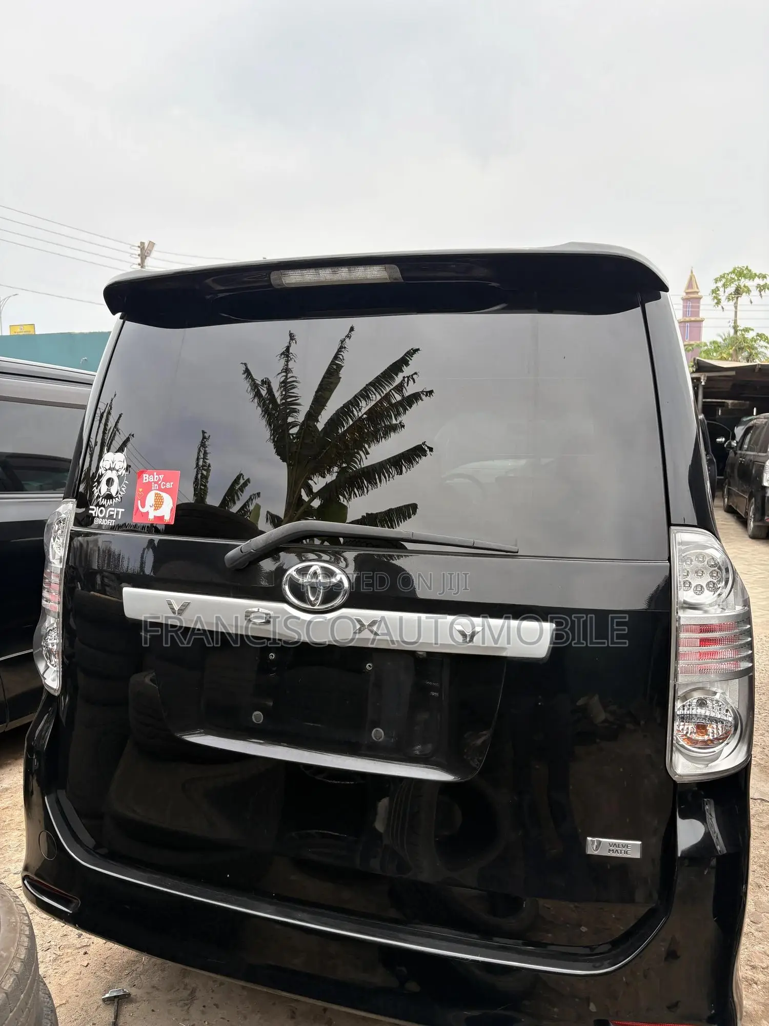 Toyota Voxy 2013 Black