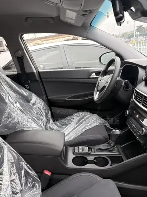 Hyundai Tucson SE 2021 Gray