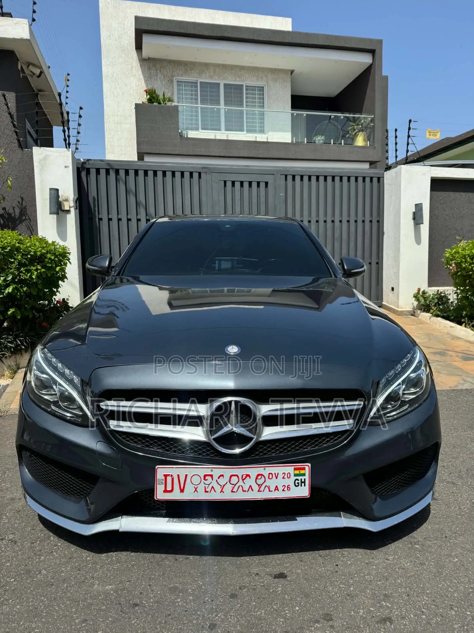 Mercedes-Benz C300 Luxury 4Matic Sedan AWD (2.0L 4cyl 7A) 2016 Gray
