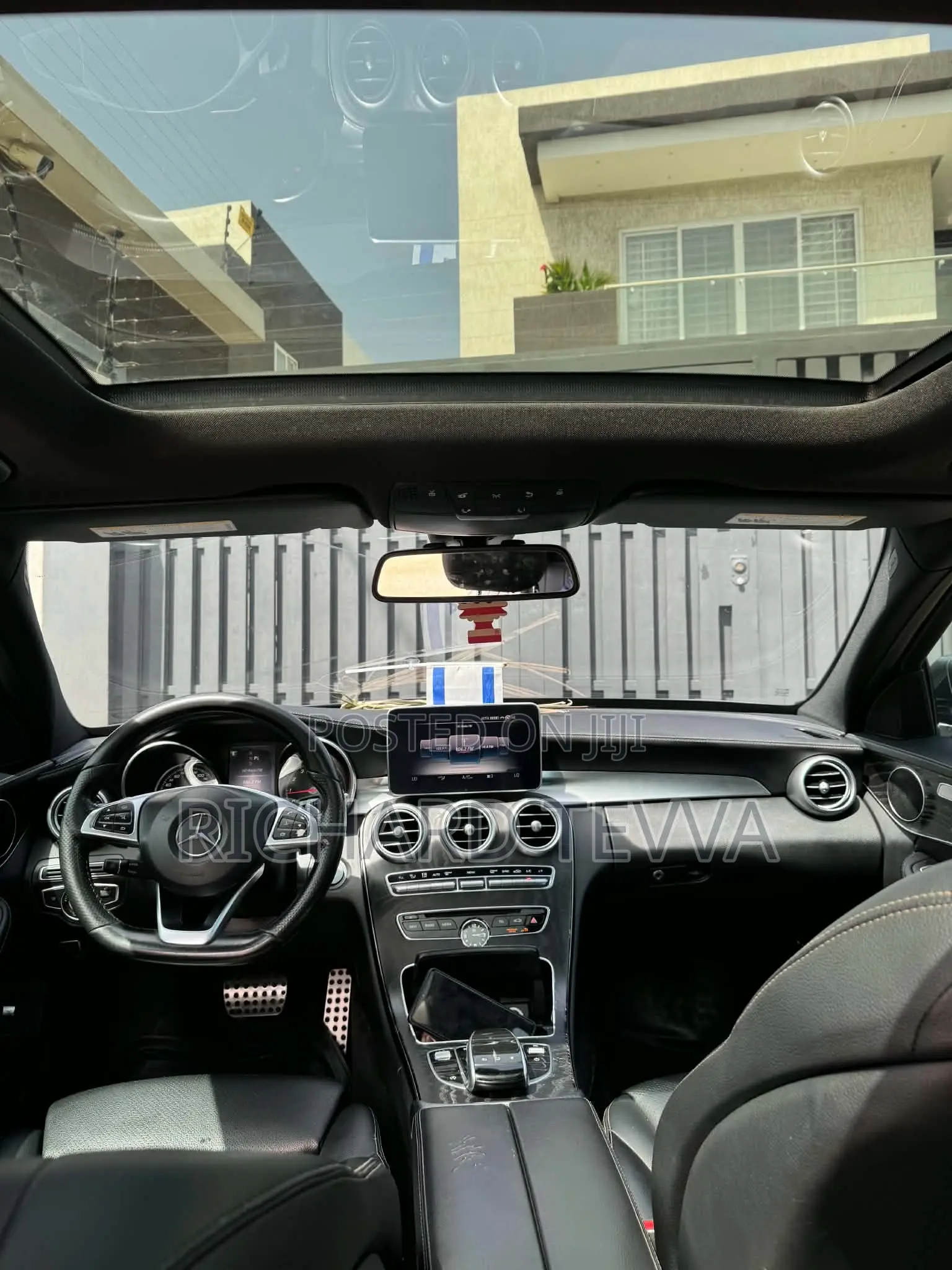 Mercedes-Benz C300 Luxury 4Matic Sedan AWD (2.0L 4cyl 7A) 2016 Gray