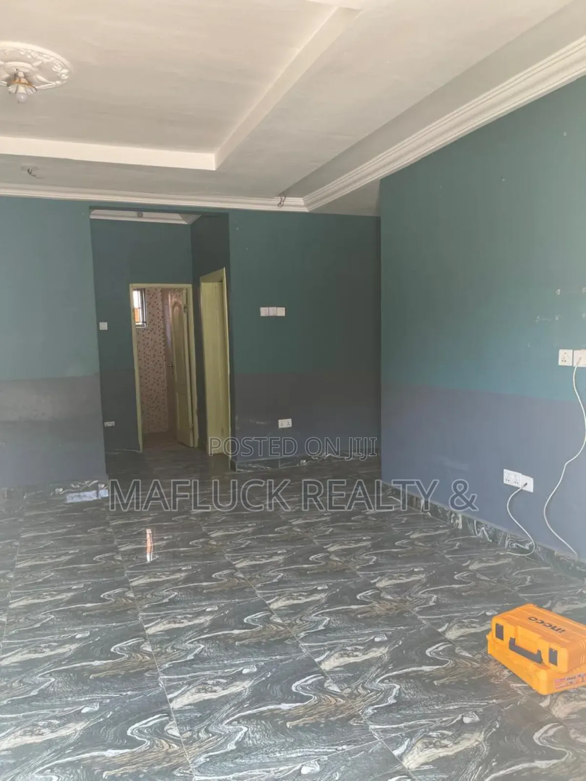 2bdrm Apartment in Lakeside Estate for rent