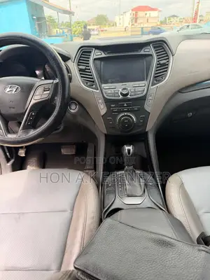 Hyundai Santa Fe 2014 White